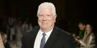 Dennis Basso at a fashion event, representing Dennis Basso Net Worth and luxury designer success.
