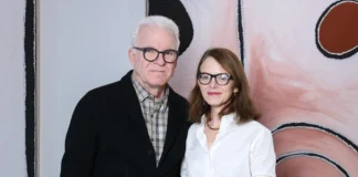 Anne Stringfield with husband Steve Martin at rare public appearance, showcasing the private writer who transformed the comedy legend's life