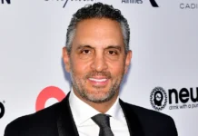 Mauricio Umansky Net Worth: Luxury real estate mogul Mauricio Umansky smiling at a high-profile Beverly Hills property event.